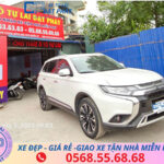 xe outlander tự lái