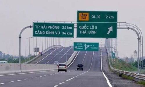 Các loại biển báo trên đường cao tốc tài xế cần nhớ